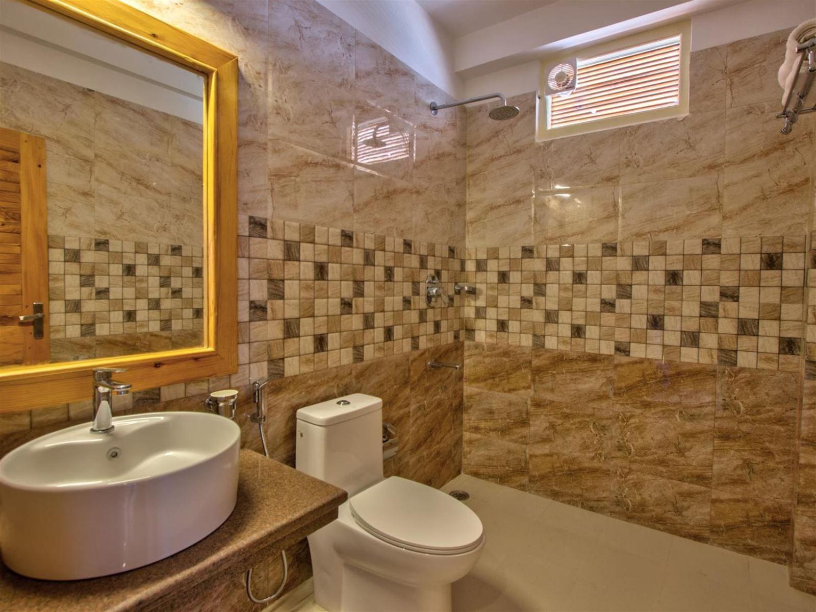 Golden Peak Manali Hotell Eksteriør bilde