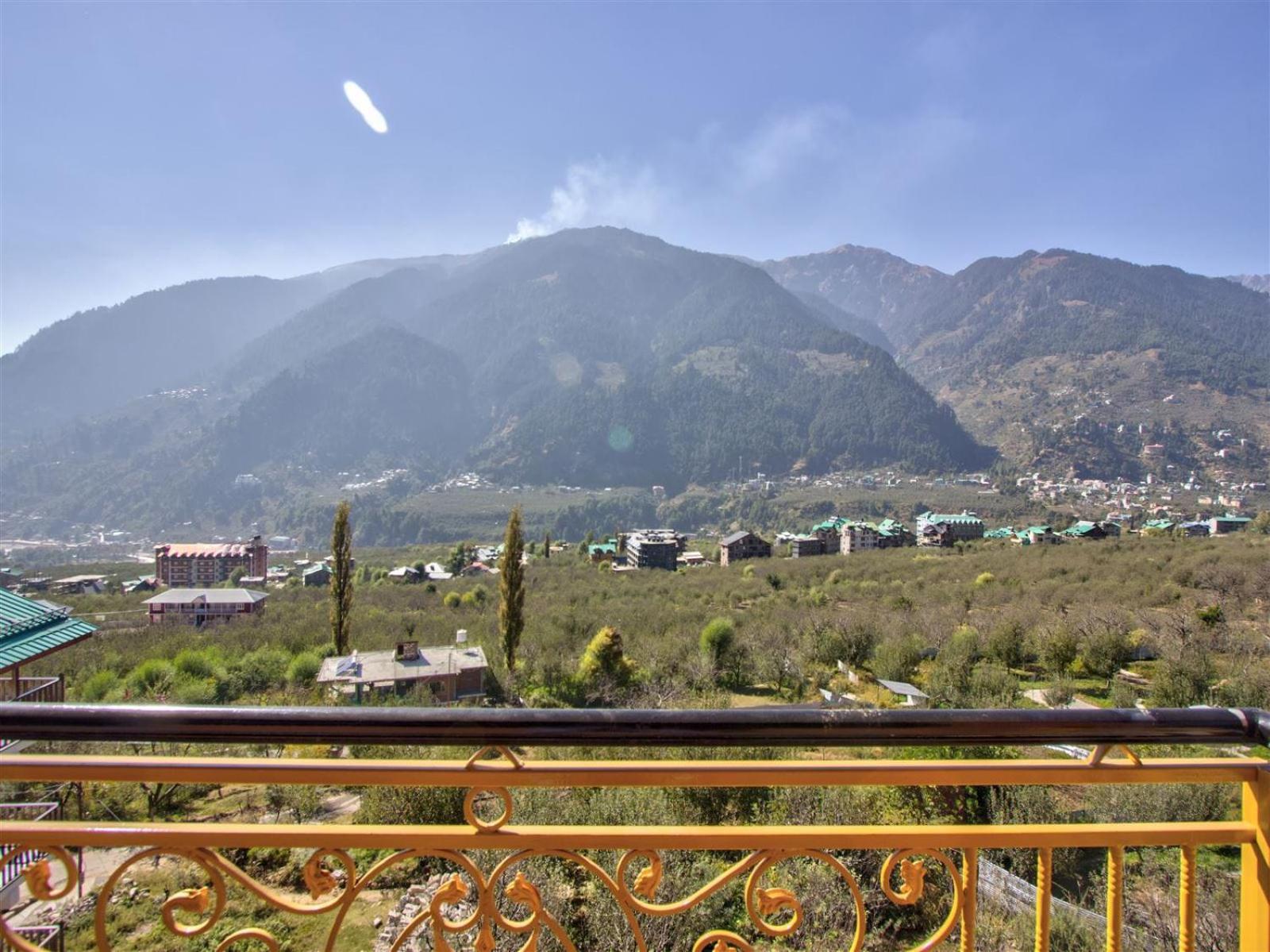 Golden Peak Manali Hotell Eksteriør bilde